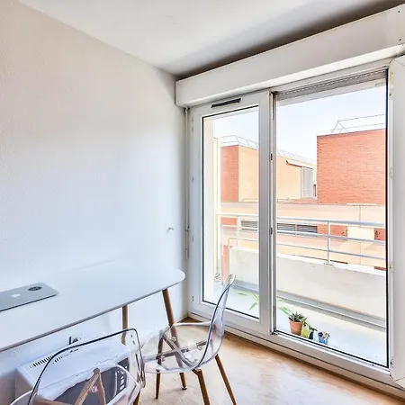 アパート Comfortable 30m2 Studio In The Heart Of
